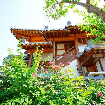 Kumwondang Jeonju Hanokstay Luaran gambar