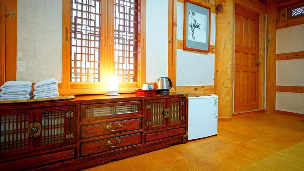 Kumwondang Jeonju Hanokstay Luaran gambar